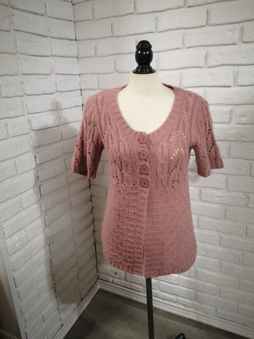 RW&CO. Ladies Size Large Rose 4 Button Closure Alpaca Blend Top Button Cardigan